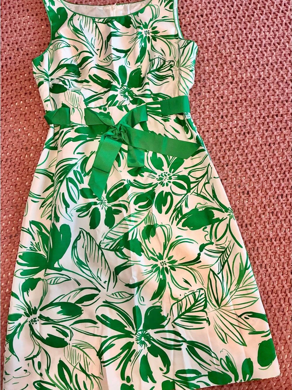 dressbarn White and Green Floral Sleeveless Belted Dress